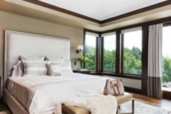 2018-FALL-LUXE-Digital-SinglePages_Page_032_Image_0001