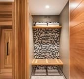 2018-FALL-LUXE-Digital-SinglePages_Page_032_Image_0004