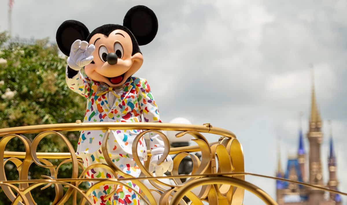 Walt Disney World's 50th Anniversary Celebration Will Include 2 New  Nighttime Spectaculars